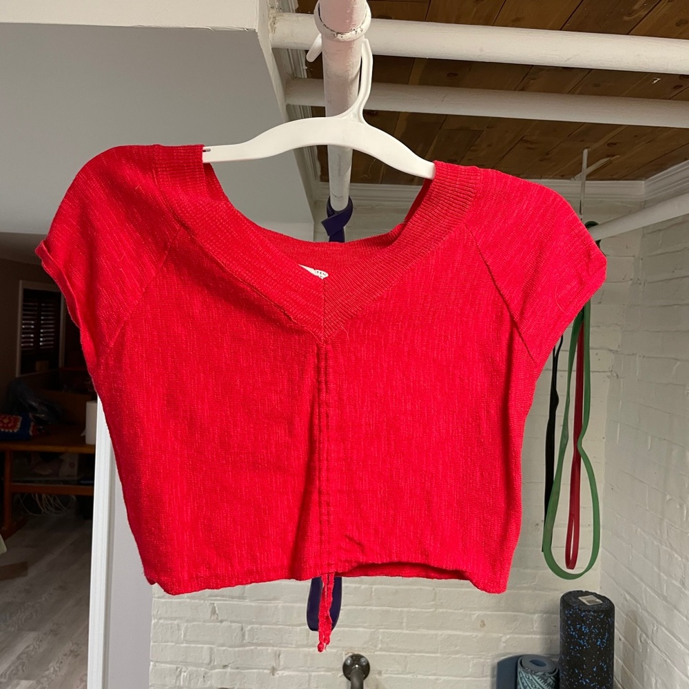 Cropped shirt